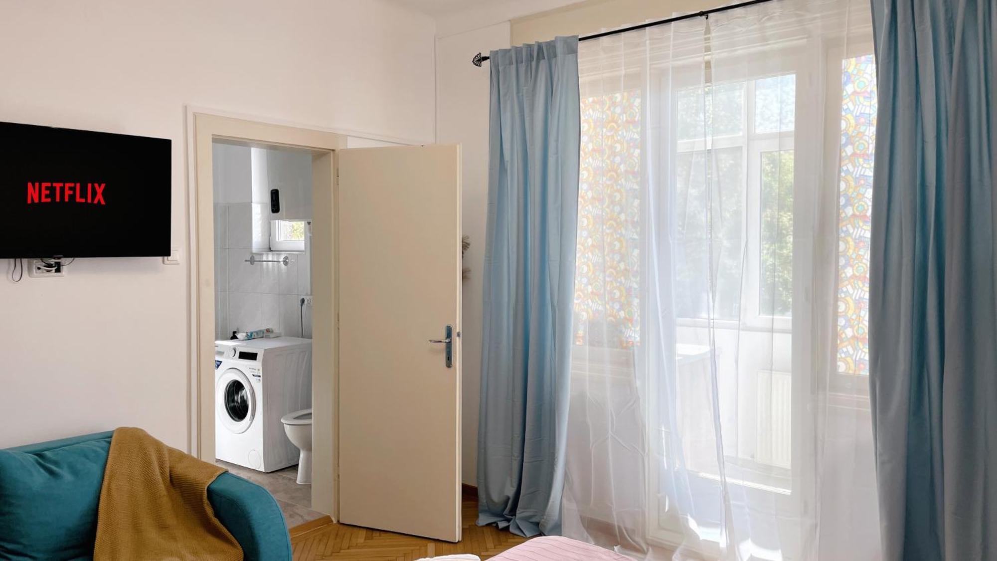 Pinkfluid - Charming Studio In Prime Location บูคาเรสต์ ภายนอก รูปภาพ